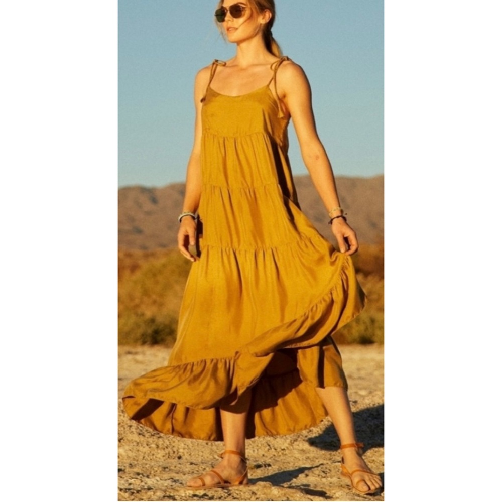 UNSUBSCRIBED | NWT $248 Asymmetrical Silk Tiered Dress in Tank Tan, Size 4
